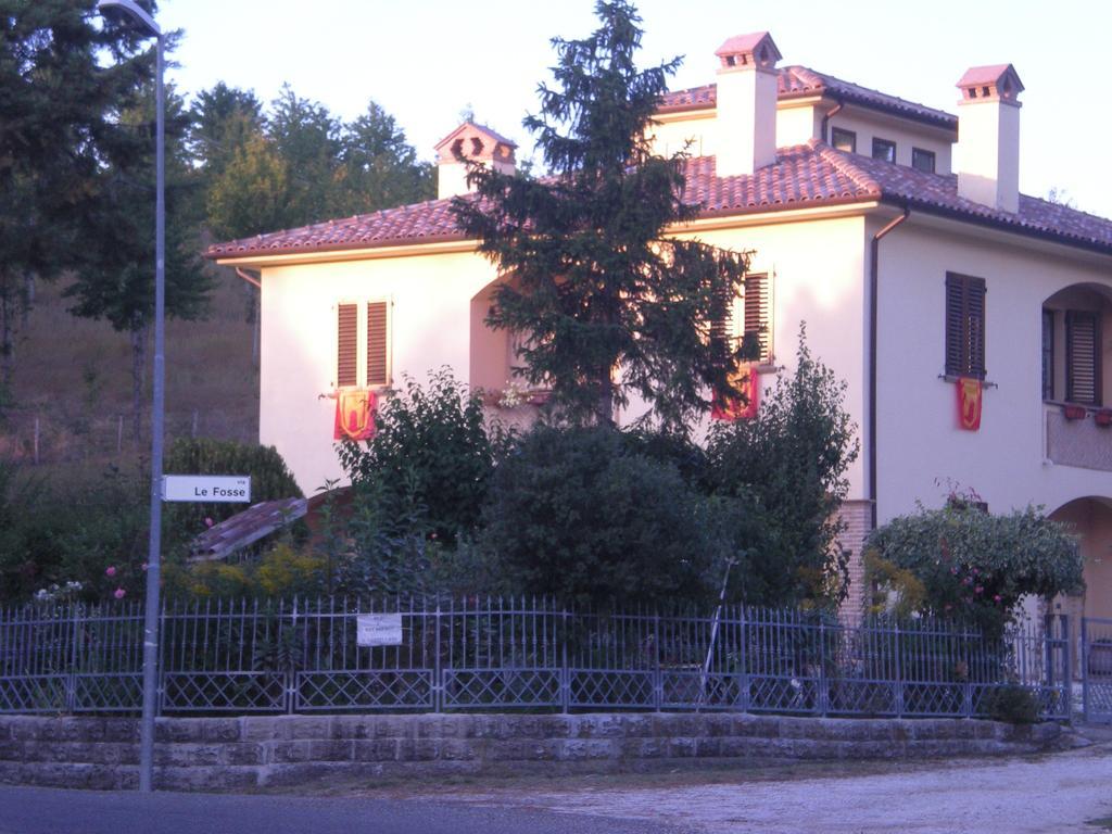 Hotel Il Castellare Gualdo Tadino Exterior foto